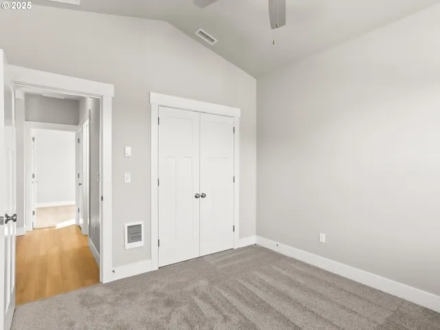 $599,900 | 2213 East Juniper Circle, Unit 17, La Center, WA 98629