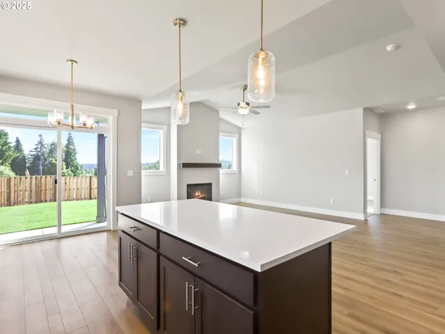 $599,900 | 2213 East Juniper Circle, Unit 17, La Center, WA 98629