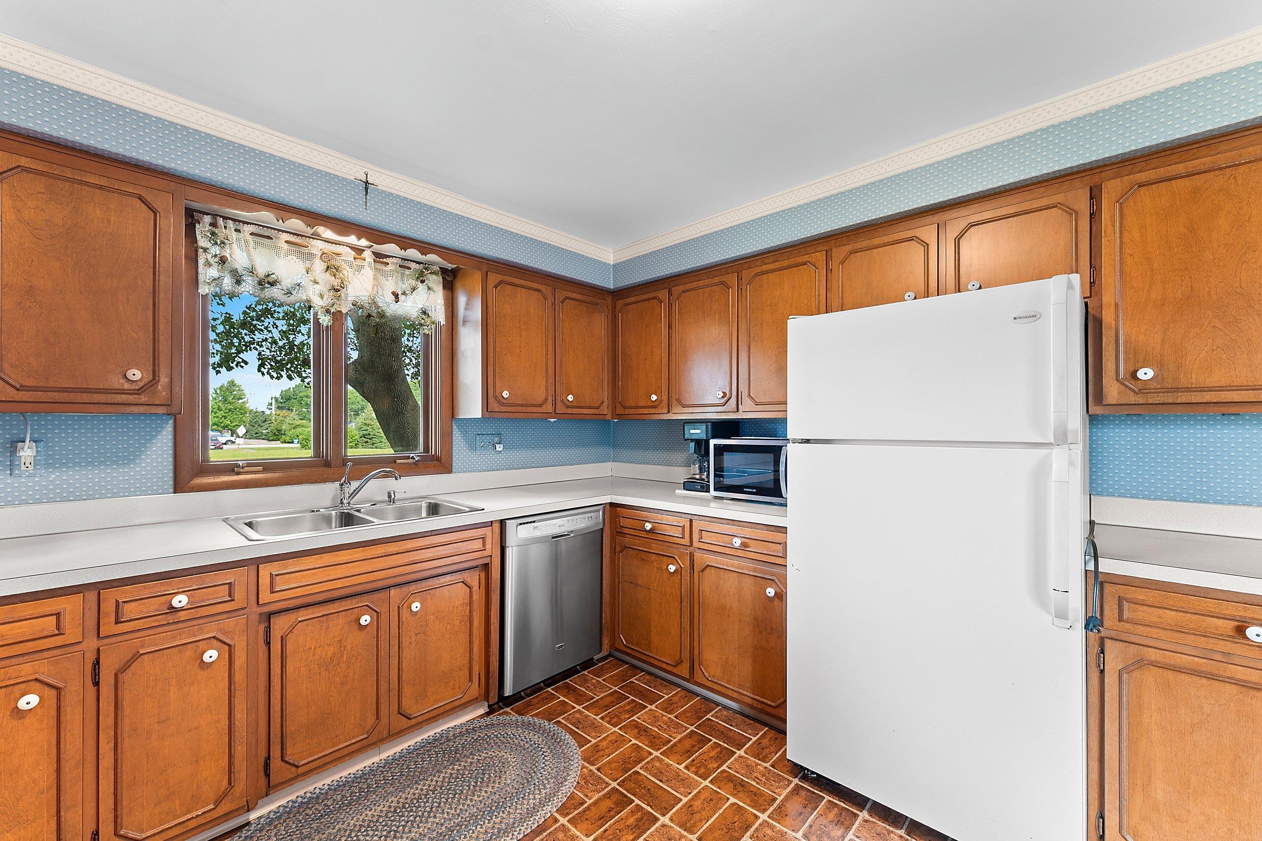 3024 Finger Road Green Bay, WI 54311 - Photo 40 of 74