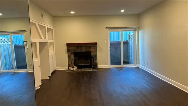 $1,600 | 3629 Ridgelake Drive, Unit 1, Metairie, LA 70002
