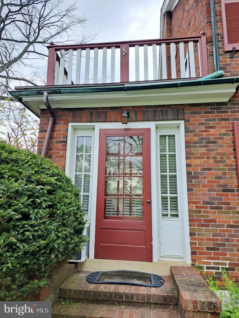 401 West Lancaster Avenue Shillington, PA 19607 - Photo 4 of 47 Entrance to office