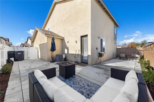 a view of outdoor kitchen from living room