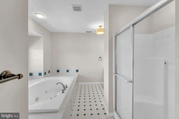 $814,900 | 109 Saddle Court, Mullica Hill, NJ 08062