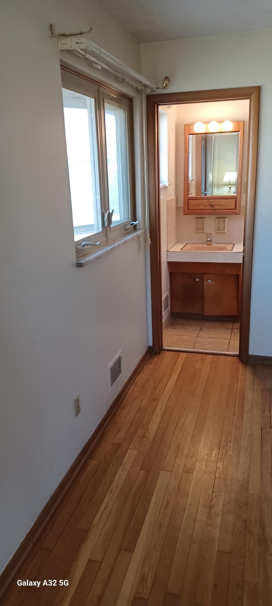 4336 Sandy Lane Road Columbus, OH 43224 - Photo 11 of 21 Bedroom #3 Owners Suite