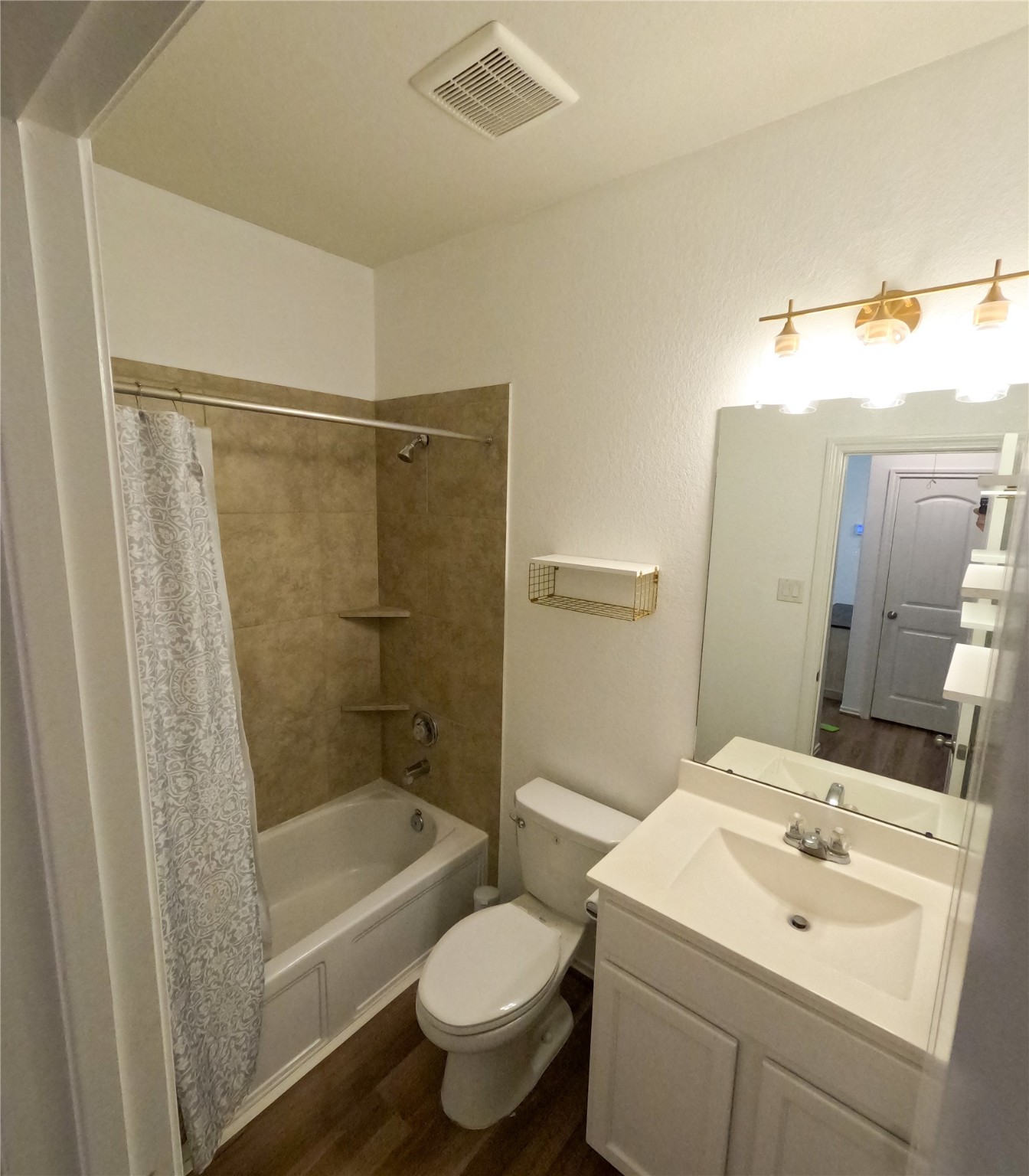 5515 Savanna Pasture Road Katy, TX 77493 - Photo 15 of 17 a bathroom with a sink toilet and shower