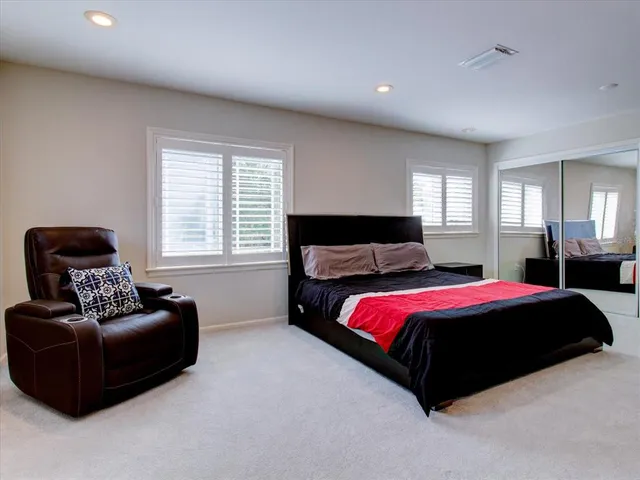 $2,600,000 | 518 Riverside Drive, Tarpon Springs, FL 34689