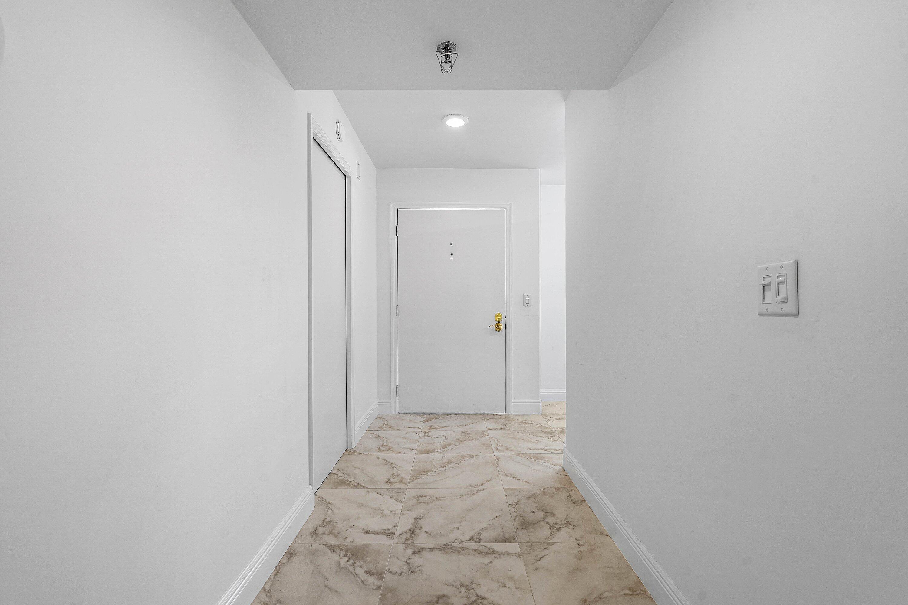 9260 Southwest 14th Street, Unit 2507 Boca Raton, FL 33428 - Photo 4 of 44 002-9260Southwest14thStreet-2507-BocaRat
