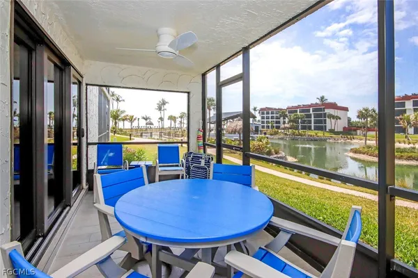 $980,000 | 2445 West Gulf Drive, Unit 5D, Sanibel, FL 33957
