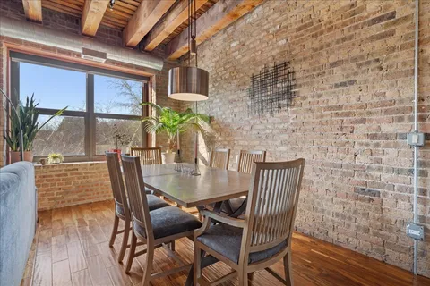 $465,000 | 1735 West Diversey Parkway, Unit 203, Chicago, IL 60614