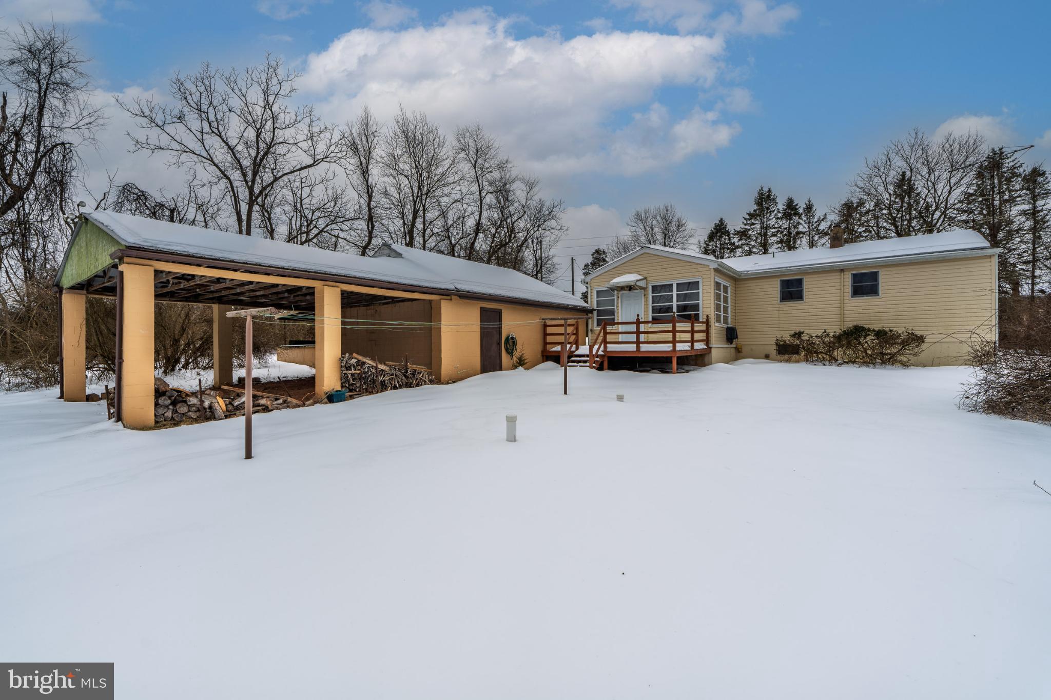 203 Alleghenyville Road Mohnton, PA 19540 - Photo 6 of 37 Plenty of outside storage space.