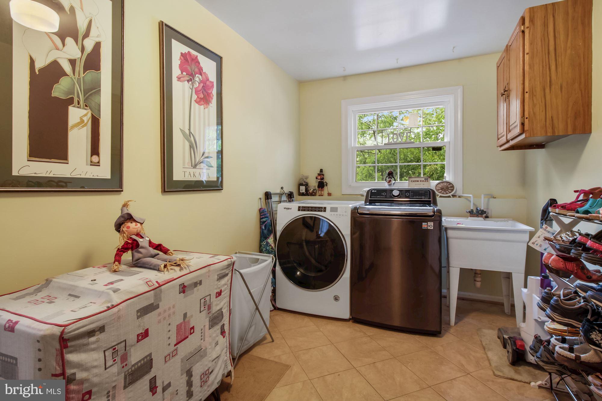 4247 Stafford Road Olney, MD 20832 - Photo 27 of 47 First Floor Laundry