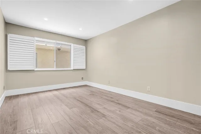 $399,950 | 7035 Woodley Avenue, Unit 113, Van Nuys, CA 91406