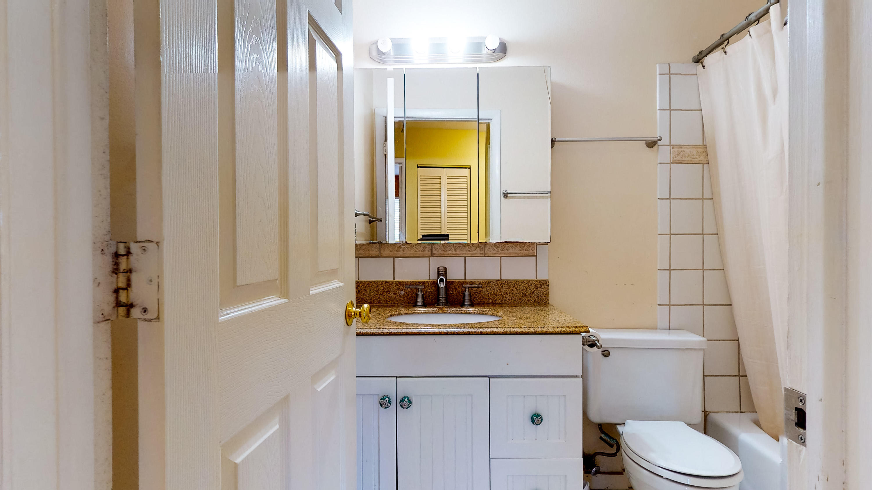 391 Southwest Homeland Road Port St. Lucie, FL 34953 - Photo 20 of 46 Guest Bath