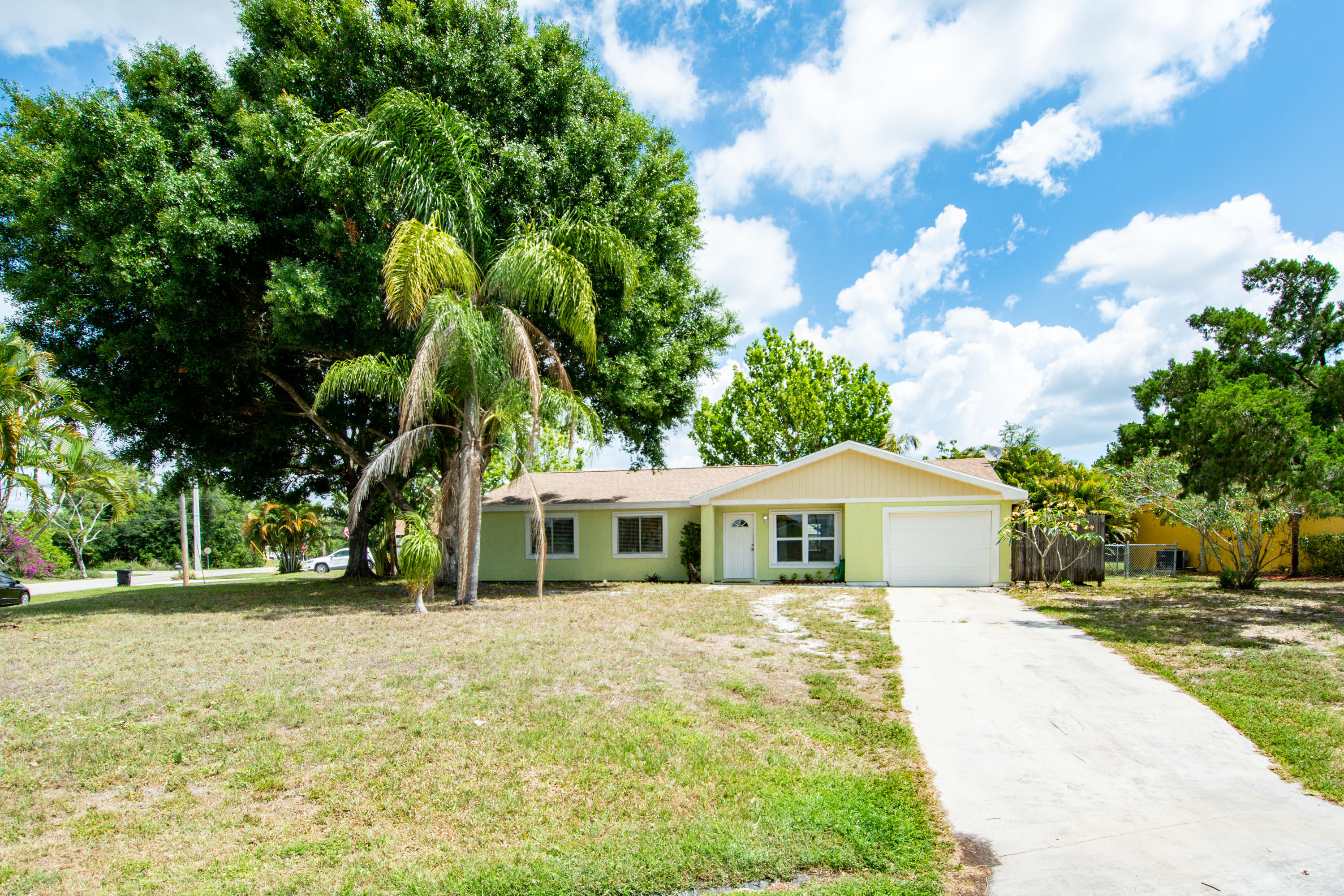 391 Southwest Homeland Road Port St. Lucie, FL 34953 - Photo 44 of 46 front yard