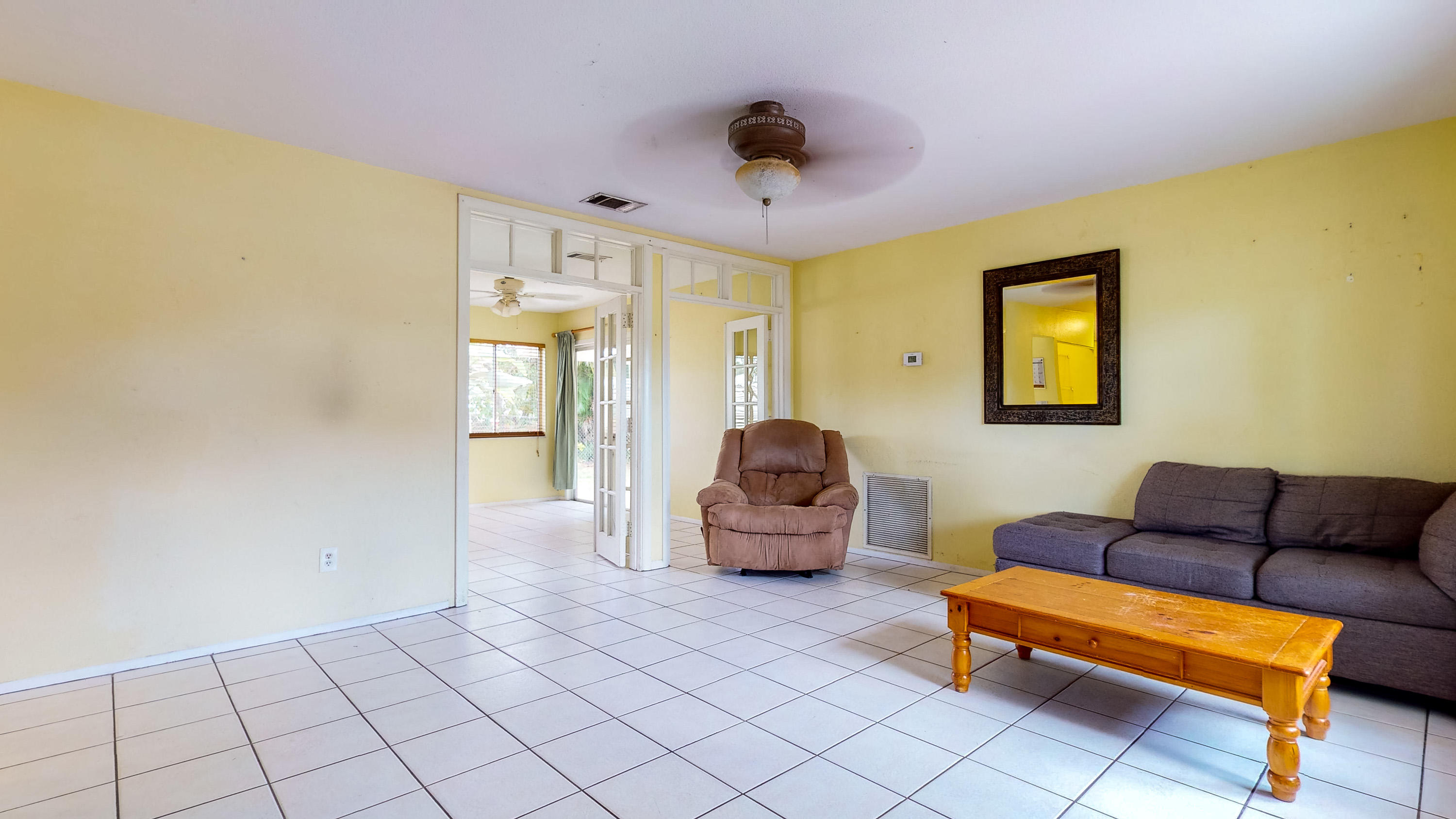 391 Southwest Homeland Road Port St. Lucie, FL 34953 - Photo 5 of 46 Living area