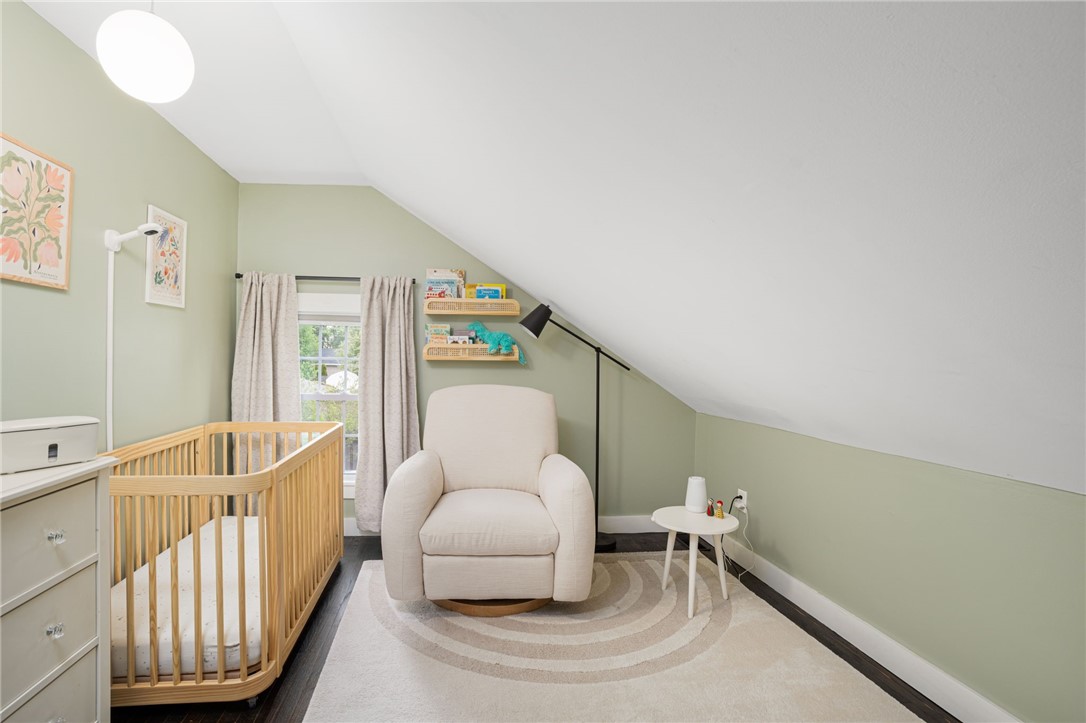 199 5th Street Providence, RI 02906 - Photo 19 of 36