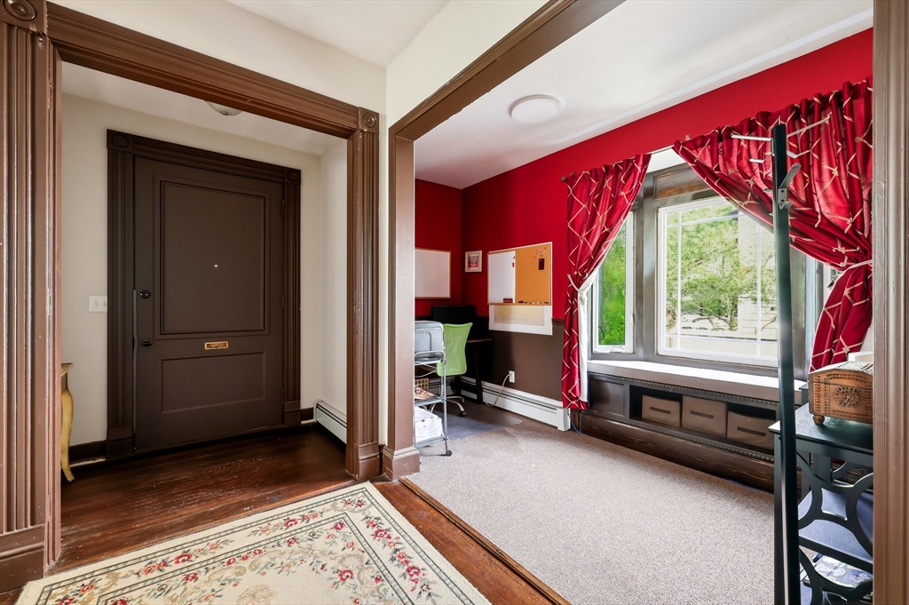 151 Bowdoin Street Springfield, MA 01109 - Photo 6 of 38