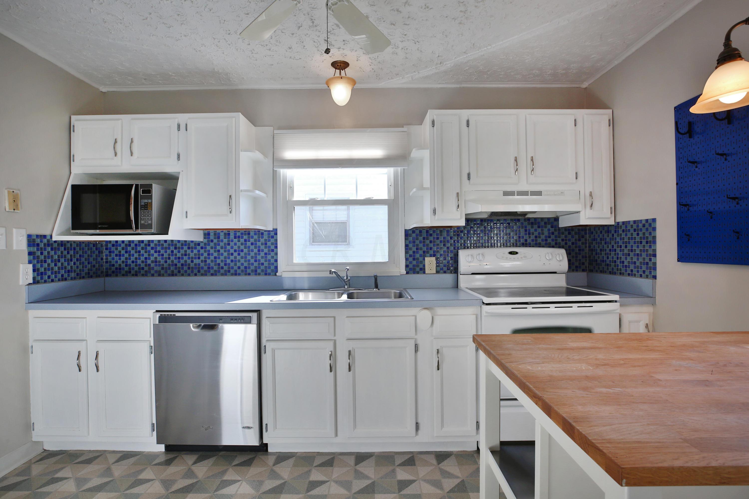 199 East Weisheimer Road Columbus, OH 43214 - Photo 15 of 37