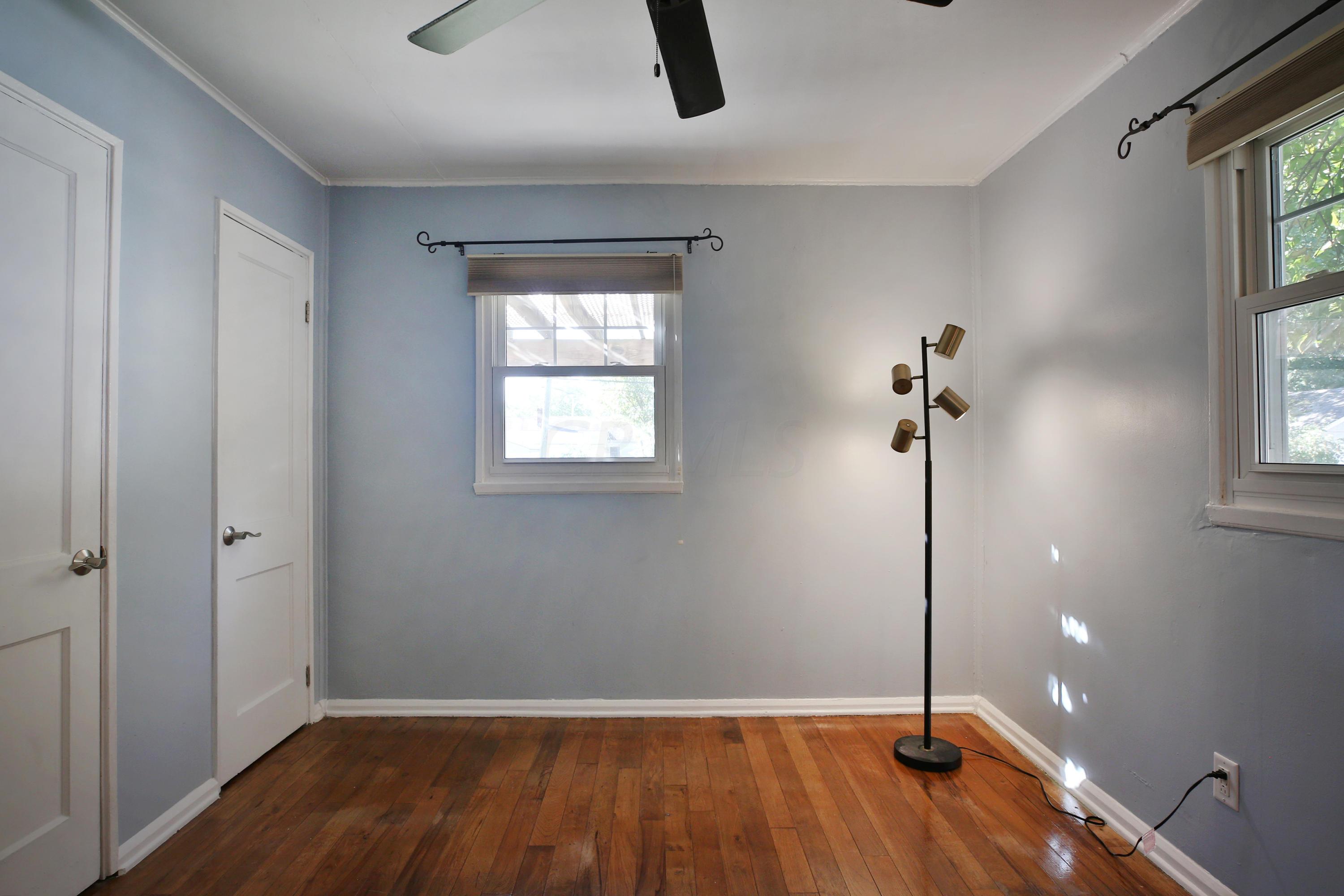 199 East Weisheimer Road Columbus, OH 43214 - Photo 21 of 37