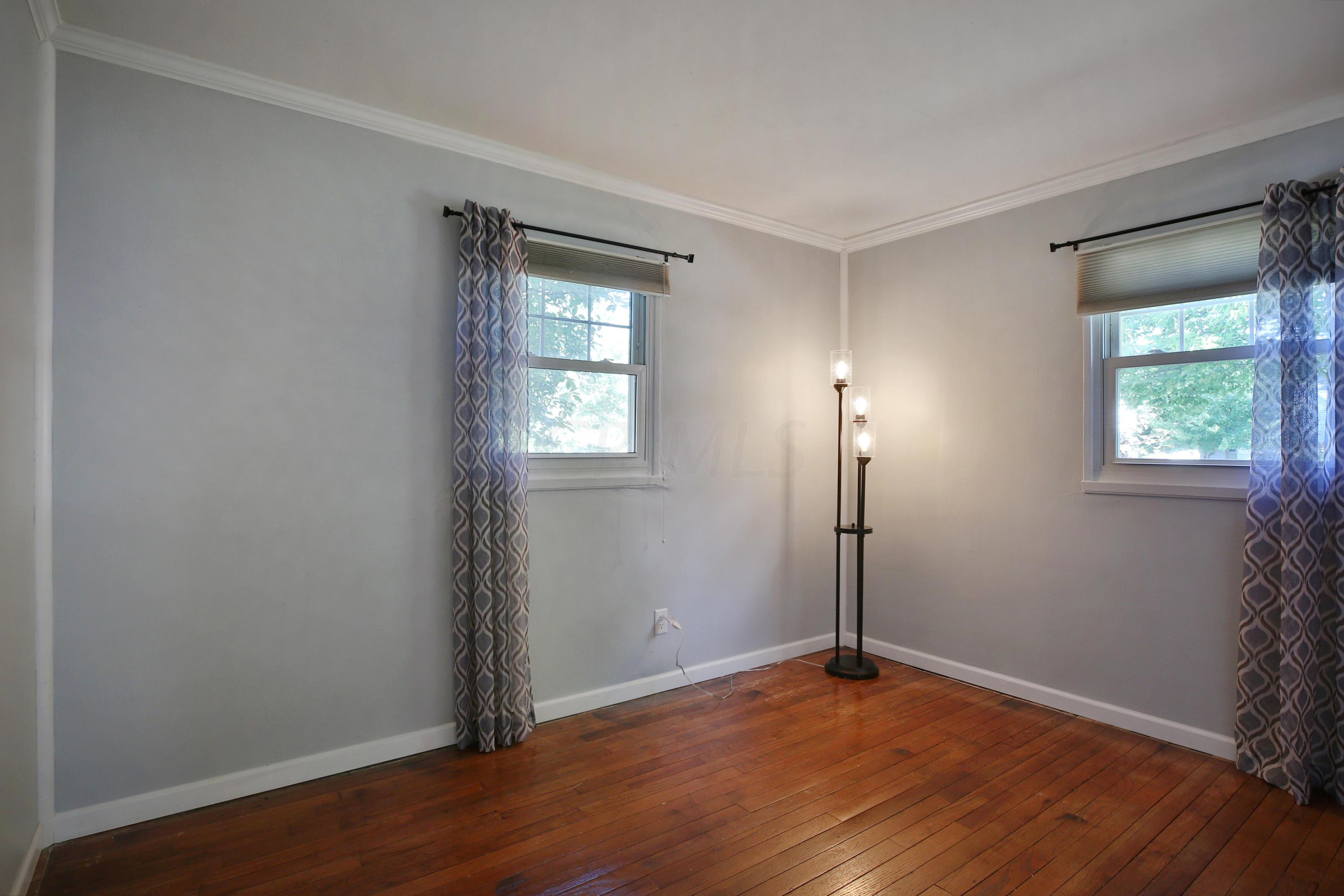 199 East Weisheimer Road Columbus, OH 43214 - Photo 23 of 37