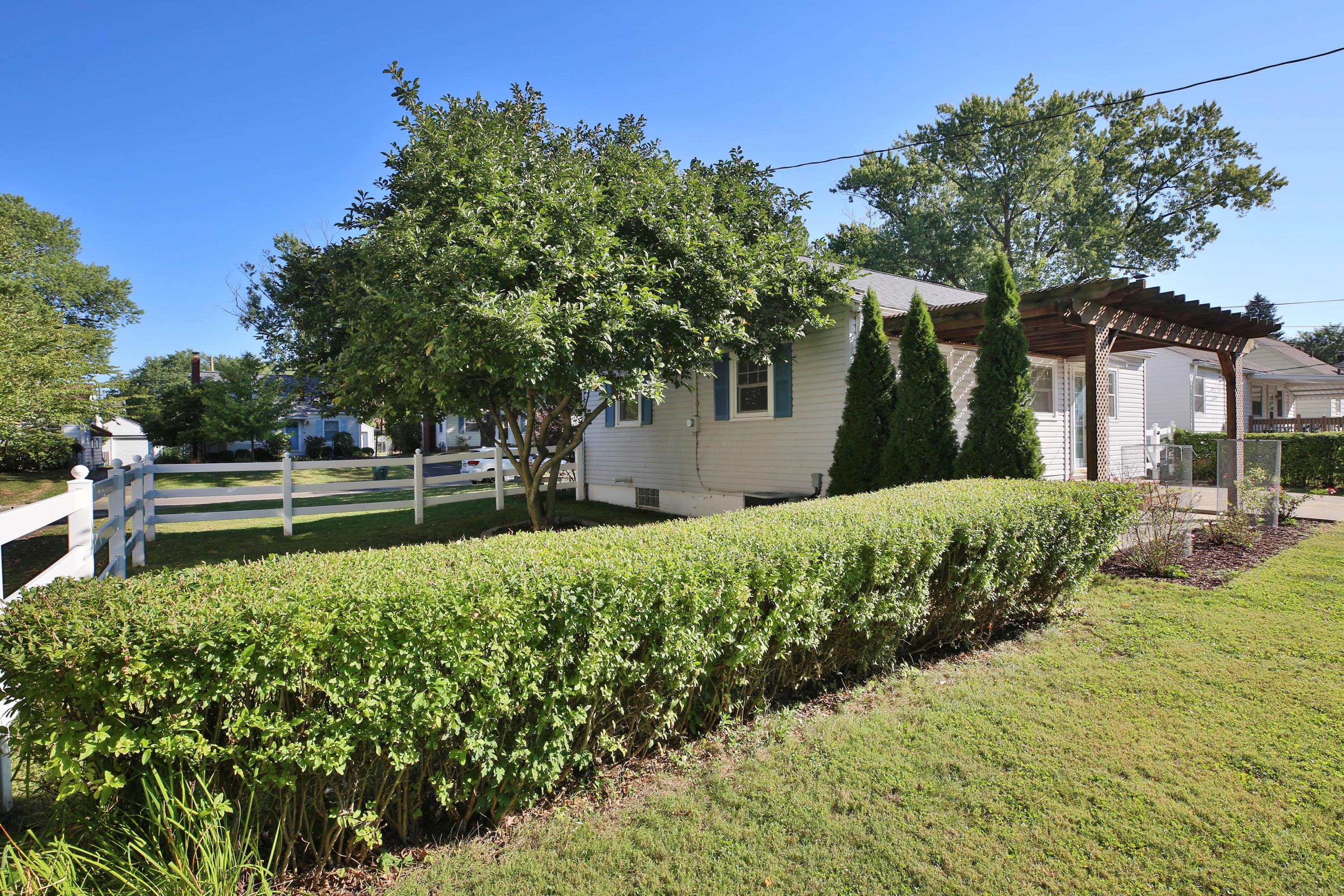199 East Weisheimer Road Columbus, OH 43214 - Photo 33 of 37
