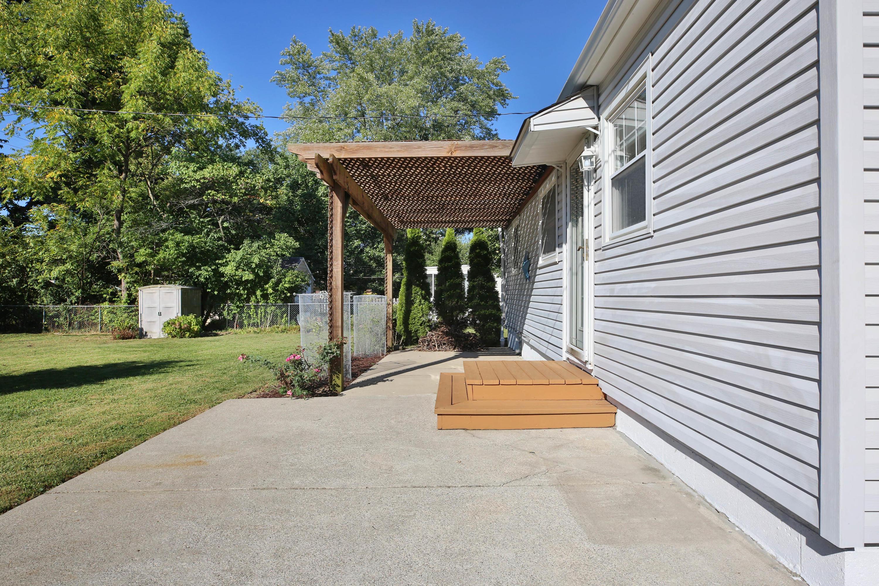 199 East Weisheimer Road Columbus, OH 43214 - Photo 35 of 37