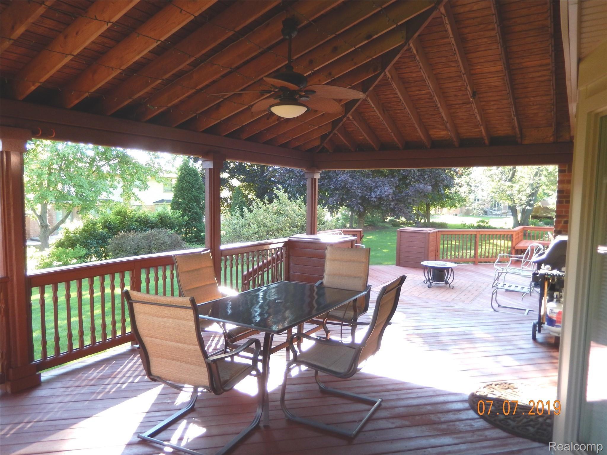 3421 Summit Ridge Drive Rochester, MI 48306 - Photo 14 of 58 DSCN1231.JPG
