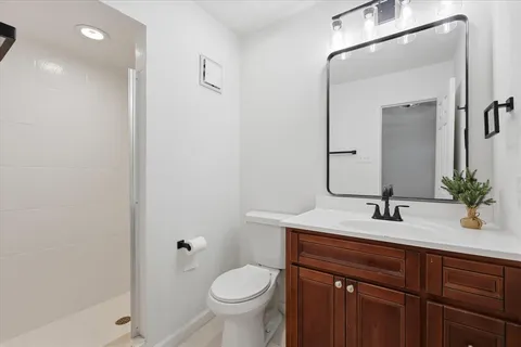 $200,000 | 8750 Park Lane, Unit 111, Dallas, TX 75231
