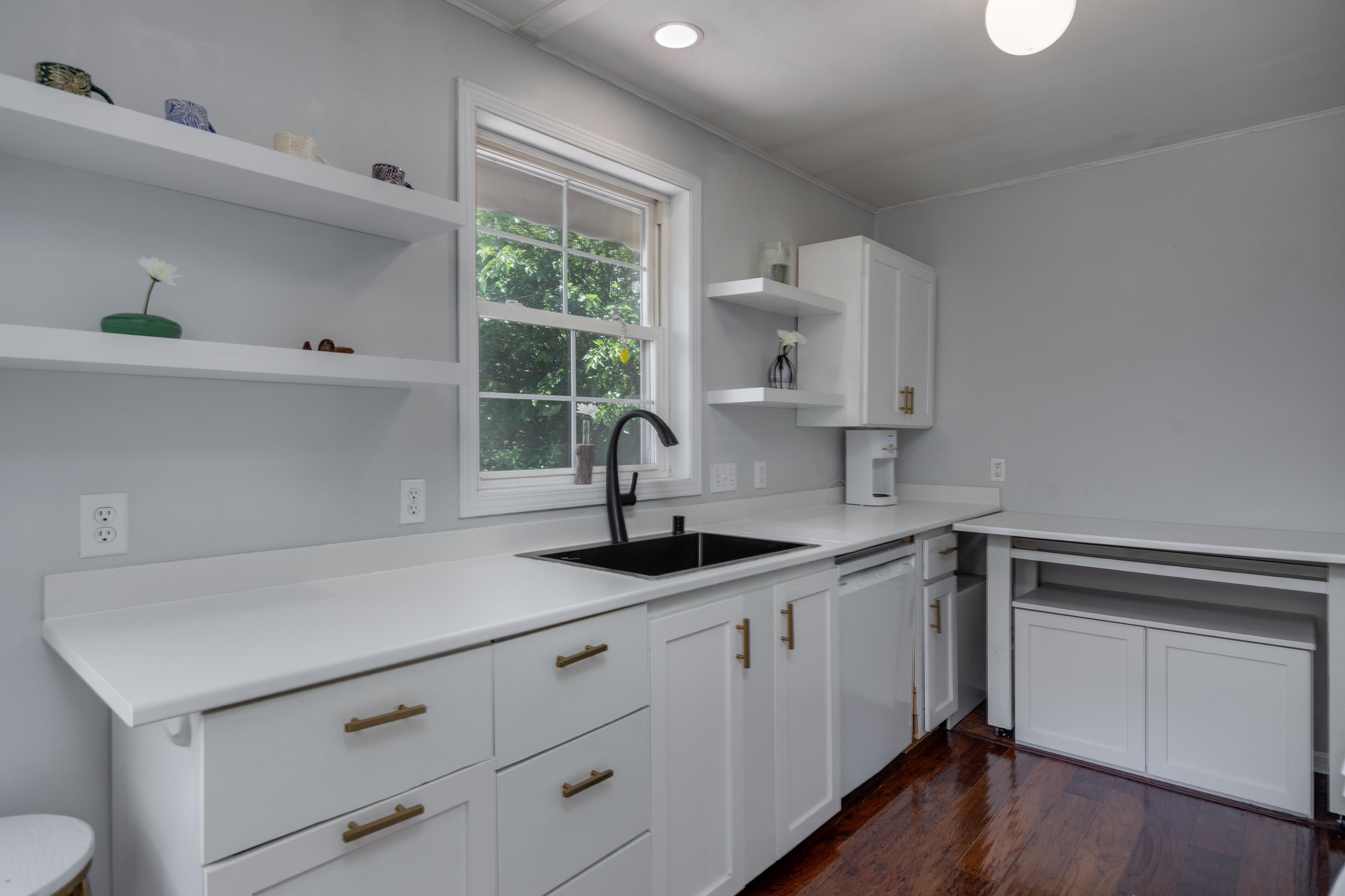 3744 Sargent Street Madison, WI 53714 - Photo 8 of 28
