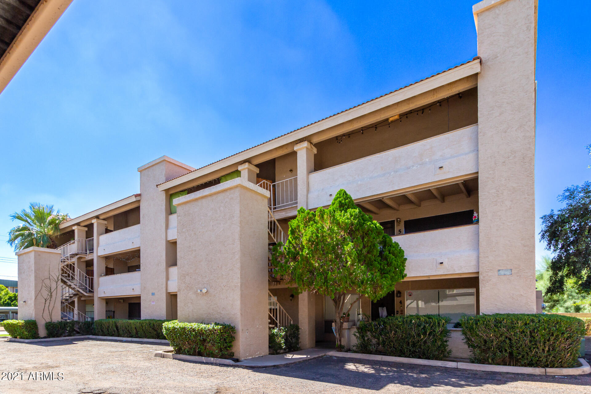 202 East Ruth Avenue, Unit 1 Phoenix, AZ 85020 - Photo 2 of 21 0003-01-Ruth