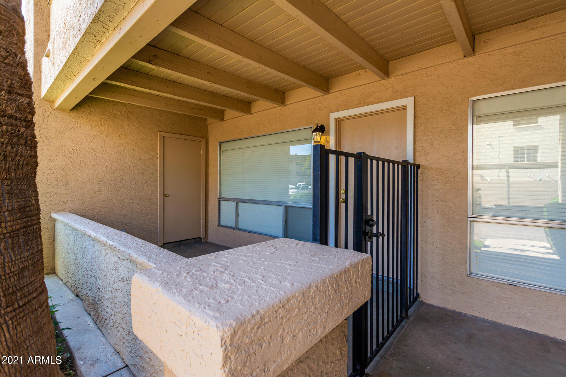 202 East Ruth Avenue, Unit 1 Phoenix, AZ 85020 - Photo 3 of 21 0005-03-Ruth