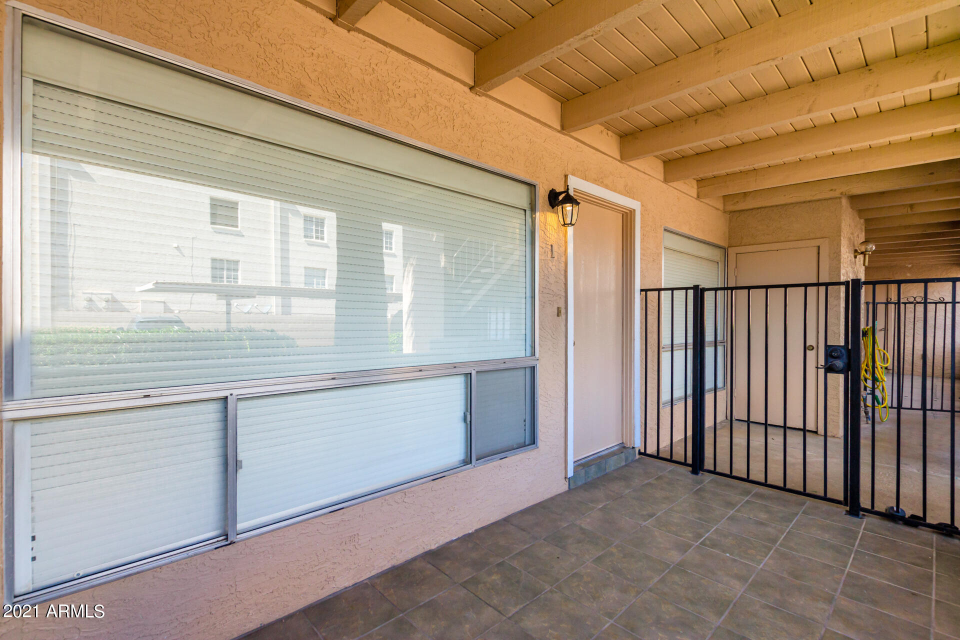 202 East Ruth Avenue, Unit 1 Phoenix, AZ 85020 - Photo 4 of 21 0006-04-Ruth