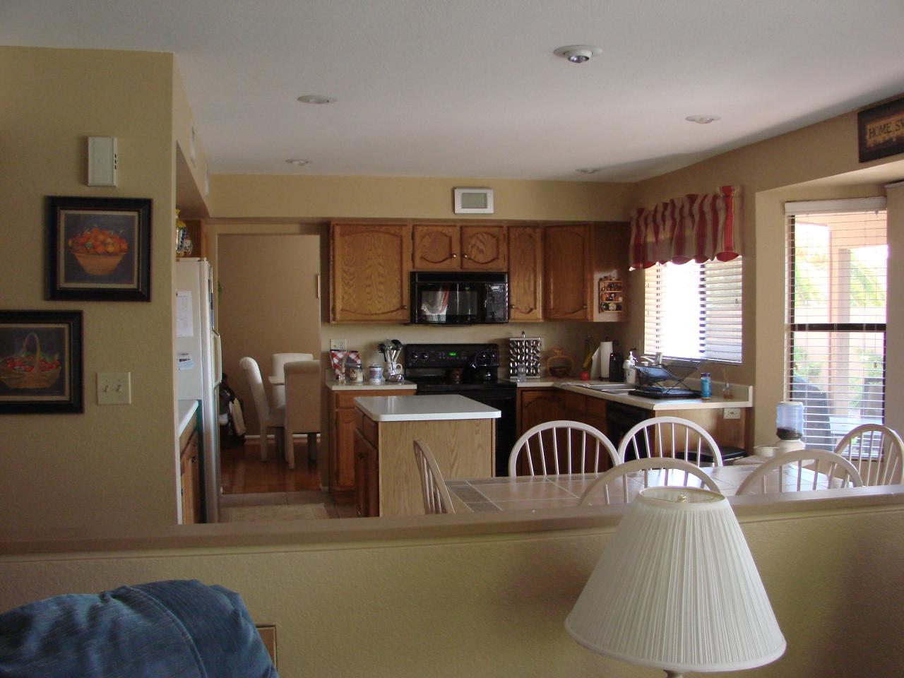 3312 East Desert Trumpet Road Phoenix, AZ 85044 - Photo 2 of 5 kitchen