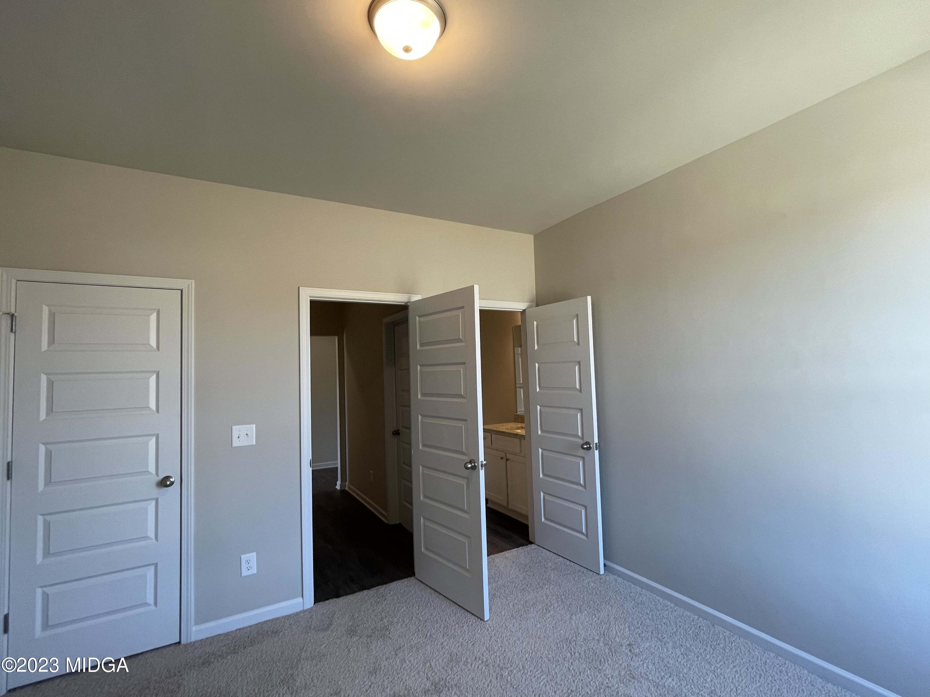 159 Sanders Road Macon, GA 31210 - Photo 8 of 40