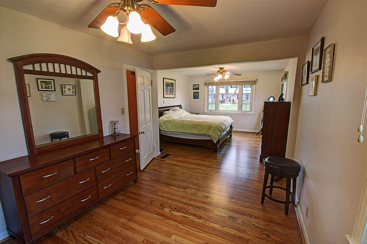 135 Lyndale Road Fort Mitchell, KY 41017 - Photo 15 of 28 Gallery Image 15