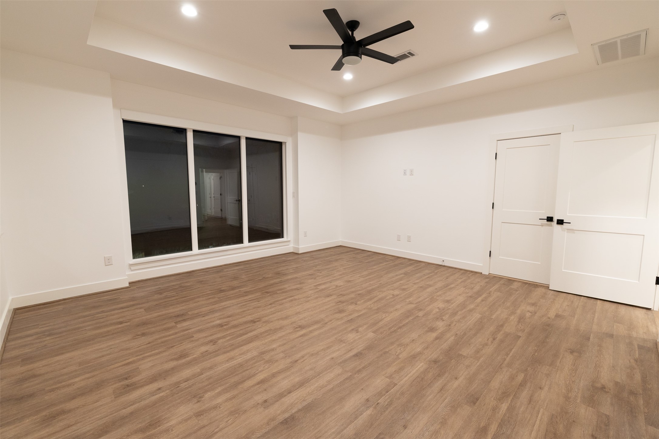 1206 Hamblen Street Houston, TX 77009 - Photo 9 of 33