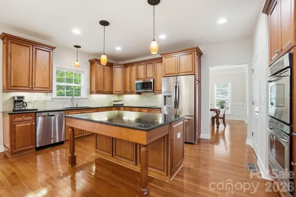 $919,000 | 807 Crown Vista Court, Wesley Chapel, NC 28110