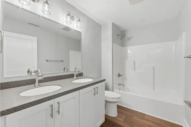 $789,000 | 19 Ln 345 Crooked Lake, Angola, IN 46703