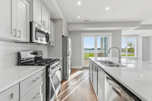 $789,000 | 19 Ln 345 Crooked Lake, Angola, IN 46703