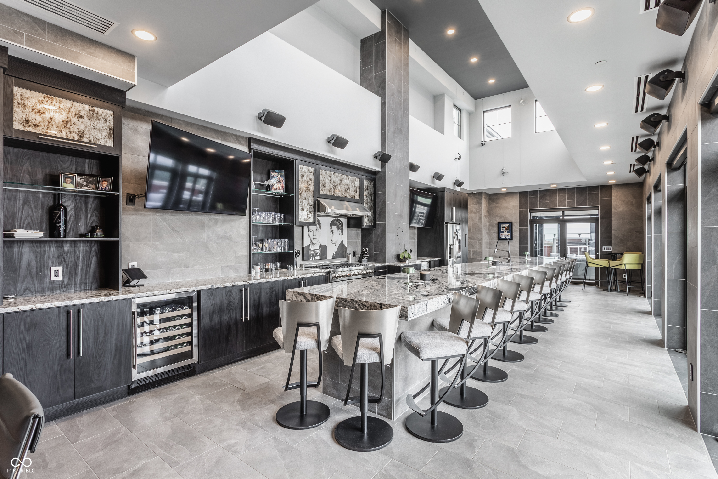 720 South Rangeline Road, Unit 701 Carmel, IN 46032 - Photo 2 of 115