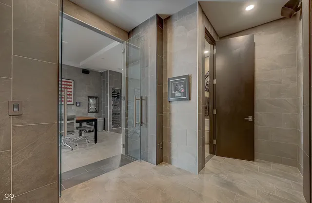 $3,600,000 | 720 South Rangeline Road, Unit 701, Carmel, IN 46032