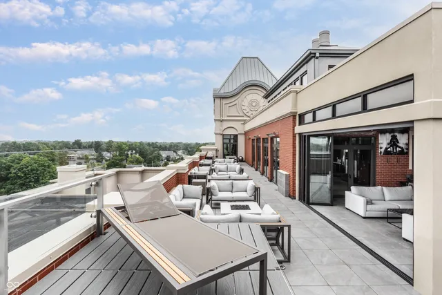 $3,600,000 | 720 South Rangeline Road, Unit 701, Carmel, IN 46032
