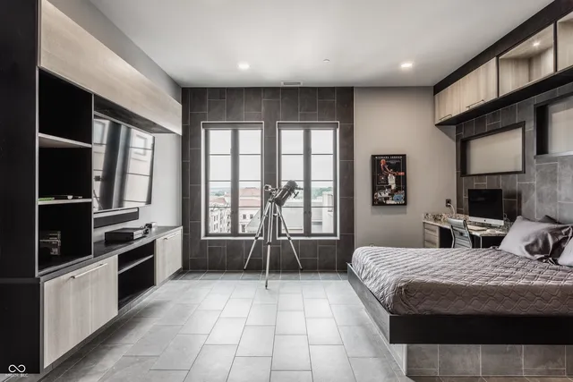 $3,600,000 | 720 South Rangeline Road, Unit 701, Carmel, IN 46032