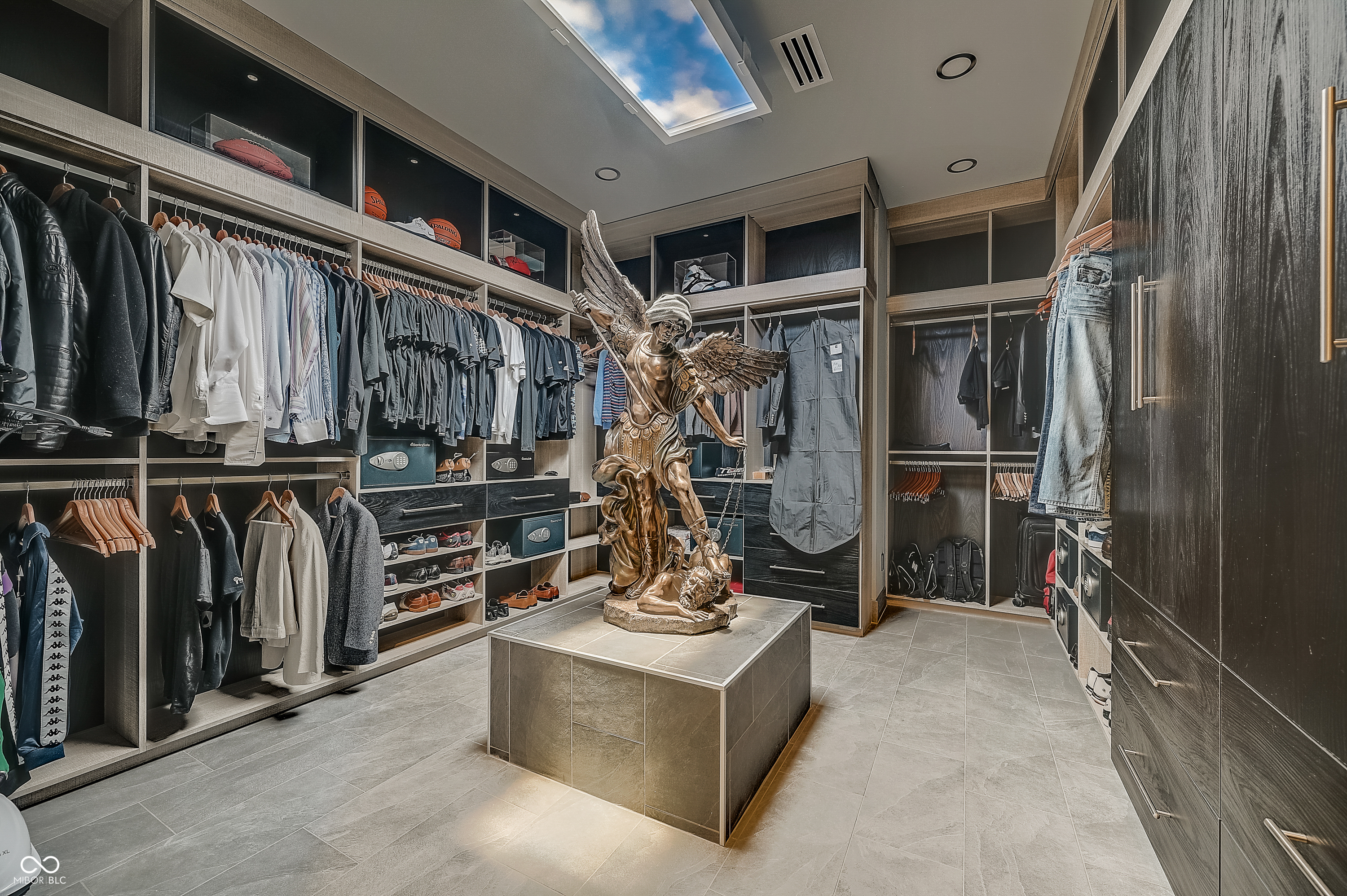 720 South Rangeline Road, Unit 701 Carmel, IN 46032 - Photo 8 of 115