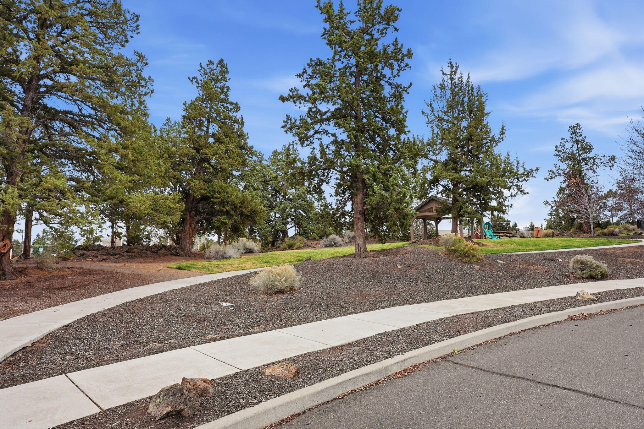 3249 Southwest 28th Street Redmond, OR 97756 - Photo 33 of 39 33-web-or-mls-Riley_Visuals_033