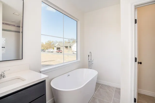 $421,000 | 1531 South Meadowhaven Street, Andover, KS 67002