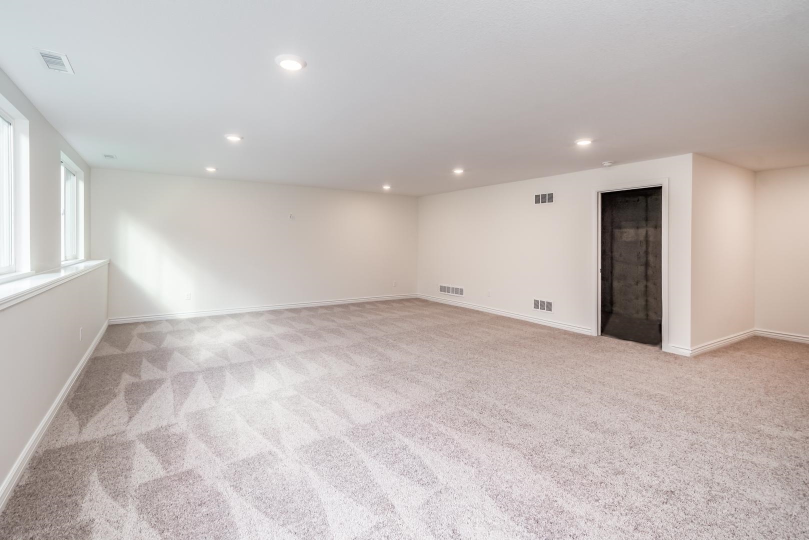 1531 South Meadowhaven Street Andover, KS 67002 - Photo 26 of 35