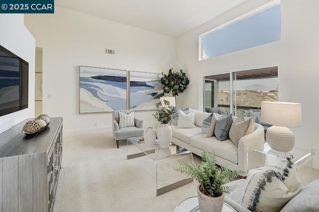 $888,000 | 3535 Terra Granada Drive, Unit 4C, Walnut Creek, CA 94595