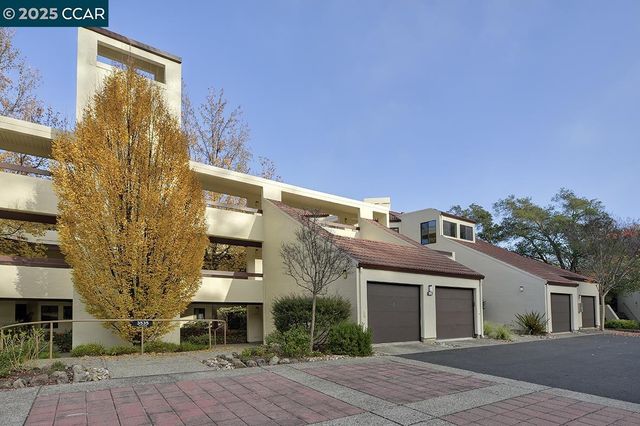 $888,000 | 3535 Terra Granada Drive, Unit 4C, Walnut Creek, CA 94595