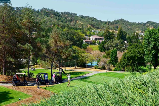 $888,000 | 3535 Terra Granada Drive, Unit 4C, Walnut Creek, CA 94595